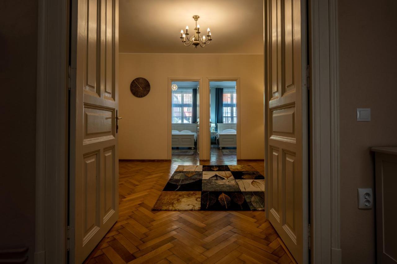 Rendez-Vous Apartment Сігішоара Екстер'єр фото