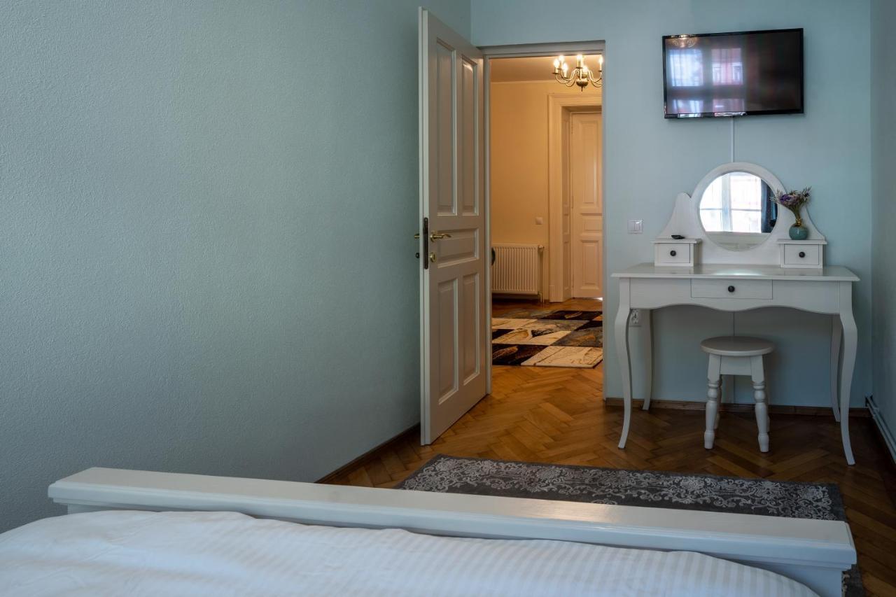 Rendez-Vous Apartment Сігішоара Екстер'єр фото