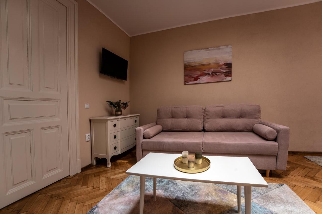 Rendez-Vous Apartment Сігішоара Екстер'єр фото